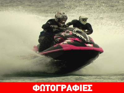 Θέαμα και… «μάχες» στη θάλασσα